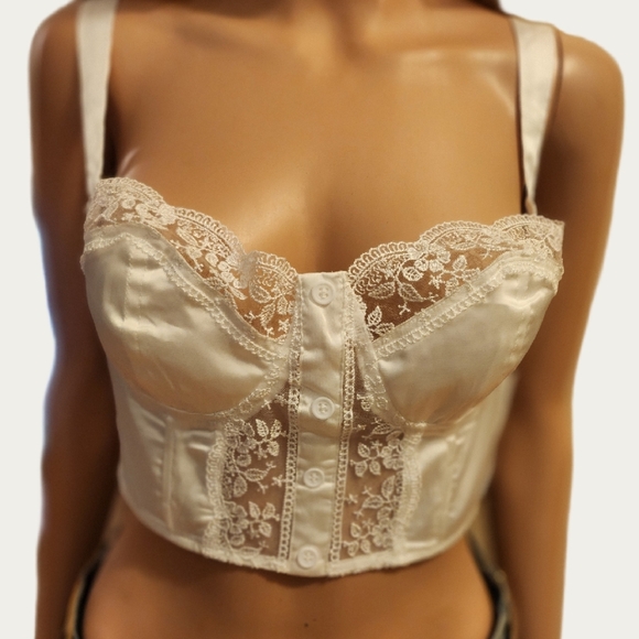 PRINCESS POLLY Elegant WHITE  Lace Bustier Top, SZ MED, EUC - Picture 8 of 17